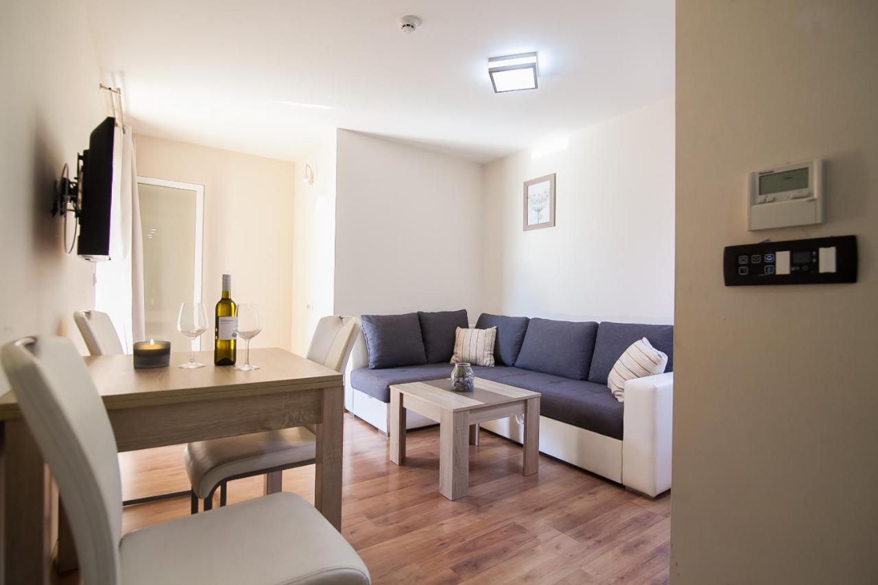Hotel Villa Dzamonja Μπολ Εξωτερικό φωτογραφία