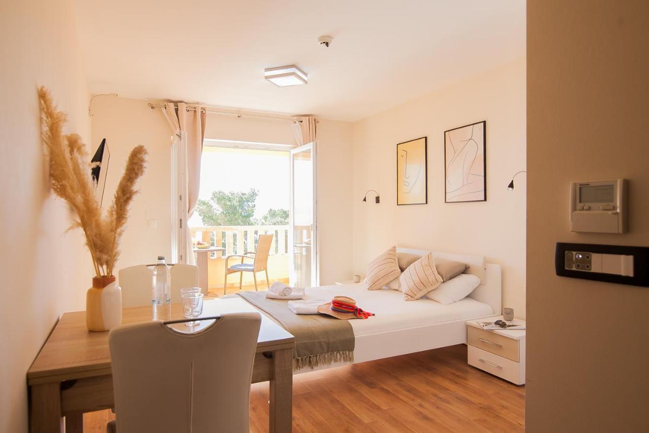 Hotel Villa Dzamonja Μπολ Εξωτερικό φωτογραφία